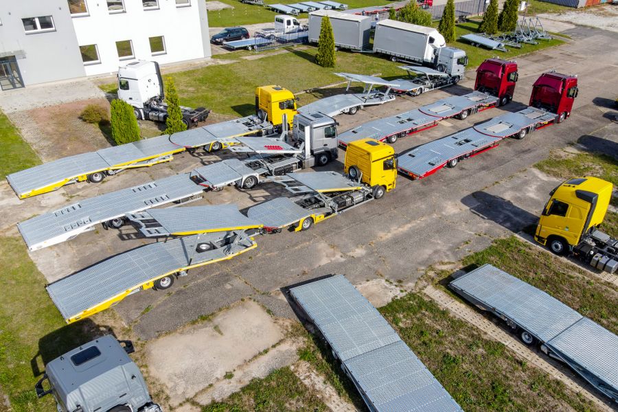 Offene Autotransporter ab 12 Tonnen